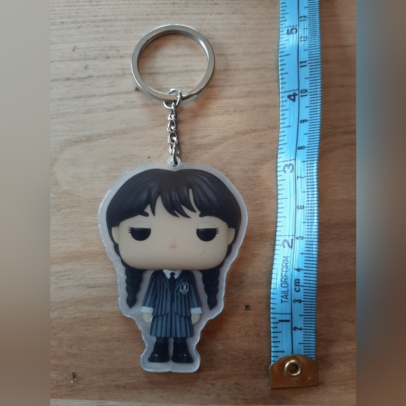 NWOT - Wednesday Adams key ring new - Picture 4 of 4